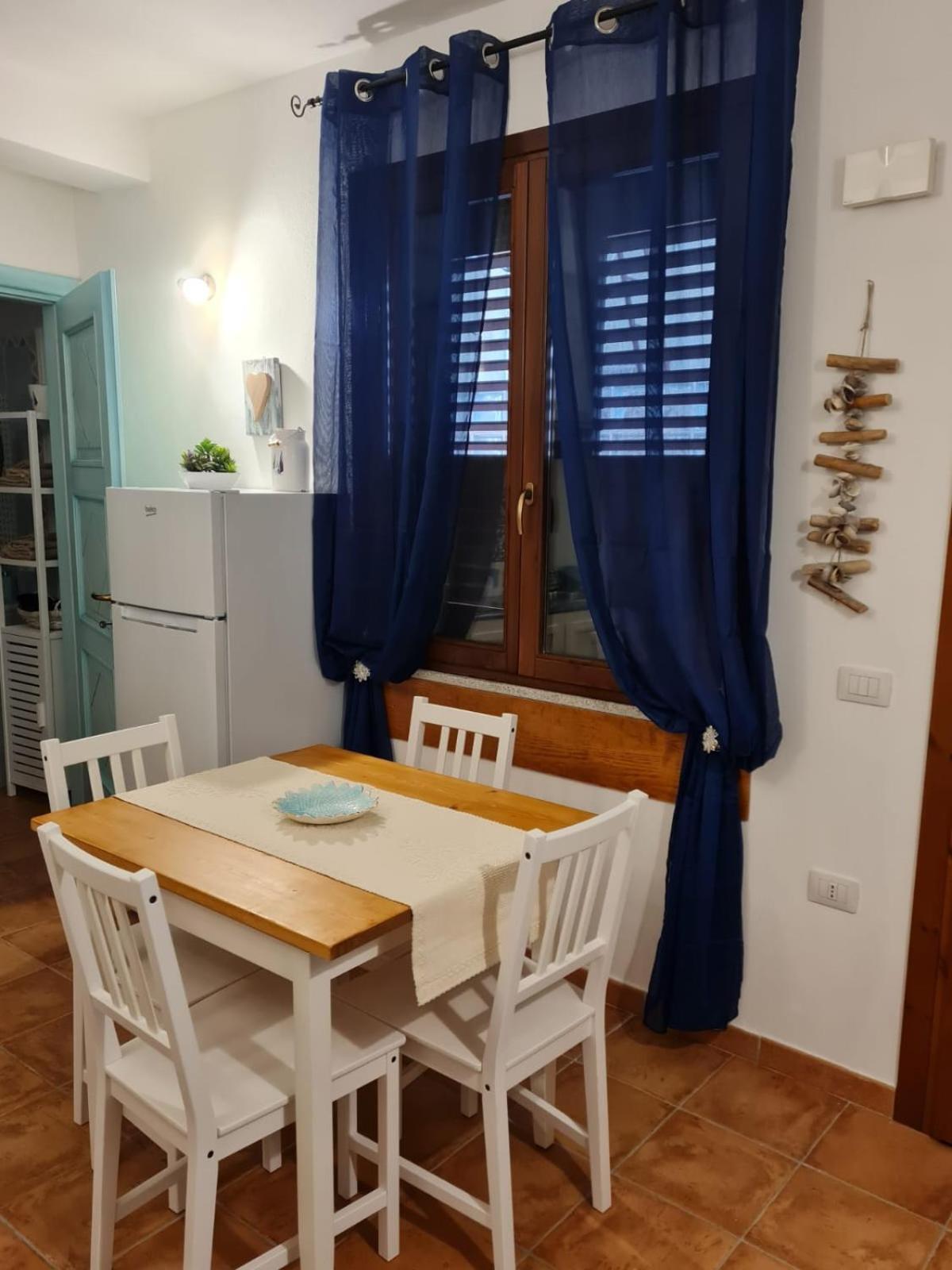 La Casa Di Orimari Appartement SantʼAntìoco Buitenkant foto